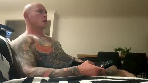 The tattooed online show from December 2, 7:41 am