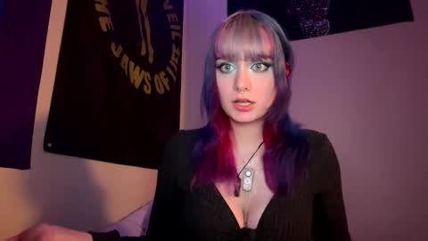 thewildwildwest online show from April 5, 1:57 am