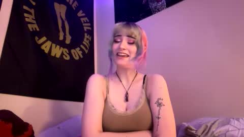 thewildwildwest online show from March 16, 12:36 am