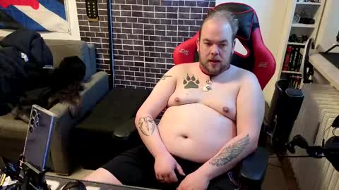 PupWolfy online show from February 23, 7:11 am