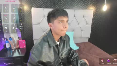 thiago online show from February 11, 1:37 pm