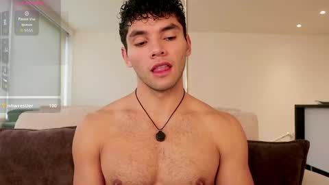 Just Thiago  online show from May 13, 4:49 pm