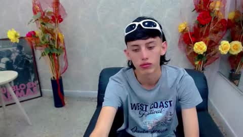 thiago_twink38 online show from September 27, 2:31 am