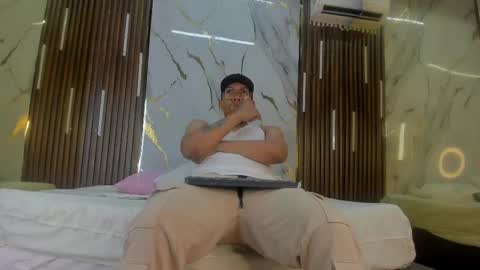 ThiagoBerry online show from January 15, 11:08 am