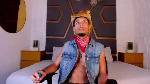 ThiagoFerreti online show from November 18, 7:28 pm