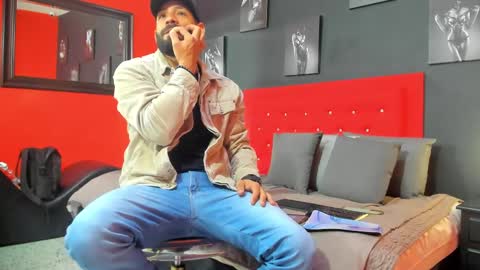 Thia Gomez online show from September 10, 12:17 pm