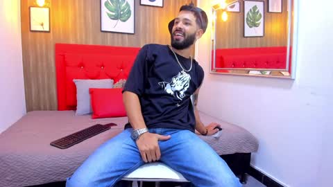 Thia Gomez online show from January 23, 12:19 pm