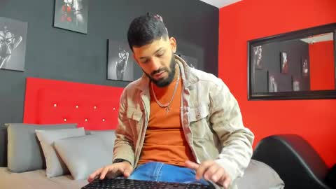 Thia Gomez online show from September 15, 12:28 pm