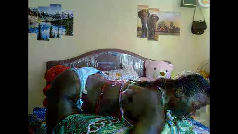 thickassvillageebony online show from November 18, 11:46 am