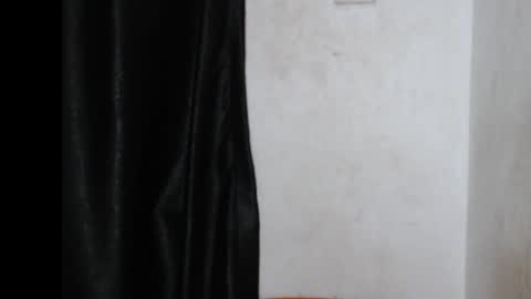 thickebonny0 online show from September 21, 5:33 am