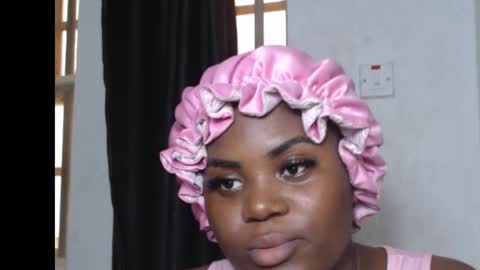 thickebonny0 online show from October 1, 8:35 am