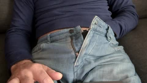 Snapshot of thickrum chatting on January 11, 2:47 pm Thickru online show from January 11, 2:47 pm