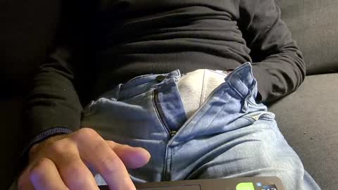 Snapshot of thickrum chatting on January 7, 6:03 pm Thickru online show from January 7, 6:03 pm