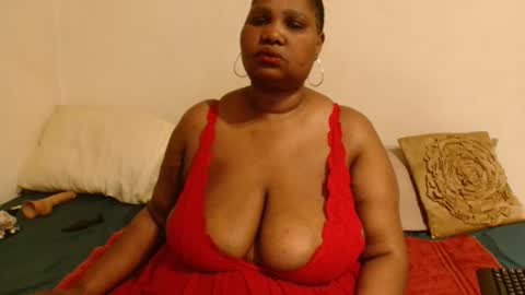 Snapshot of thicksexymellons chatting on September 20, 8:34 pm Pat online show from September 20, 8:34 pm