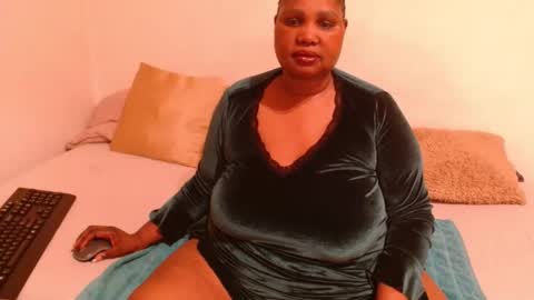 Pat online show from January 12, 6:37 pm