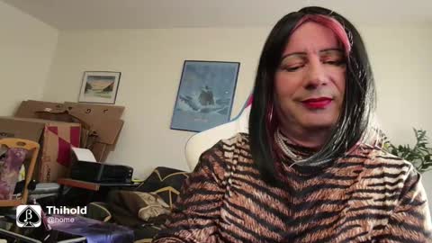 thihold online show from October 1, 4:28 pm