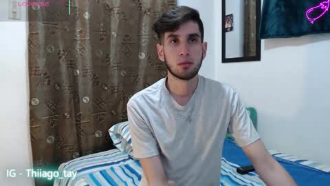 Snapshot of thiiago_tay chatting on October 11, 5:34 am Thiiago online show from October 11, 5:34 am