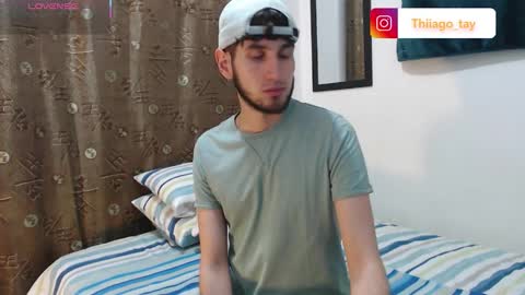 Snapshot of thiiago_tay chatting on October 27, 2:39 pm Thiiago online show from October 27, 2:39 pm