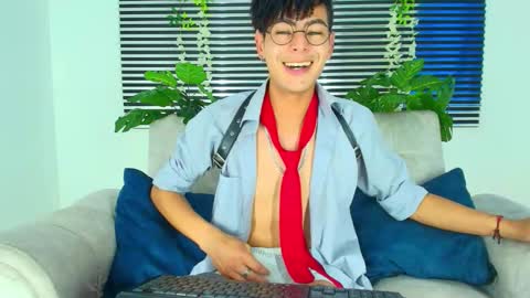 Thiago Saenzz online show from February 11, 4:55 pm