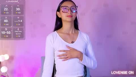 Eva  online show from March 20, 1:16 pm