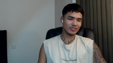 Thomas online show from January 28, 3:25 pm