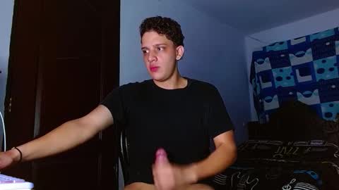 ---Thomas--- online show from November 19, 8:57 am