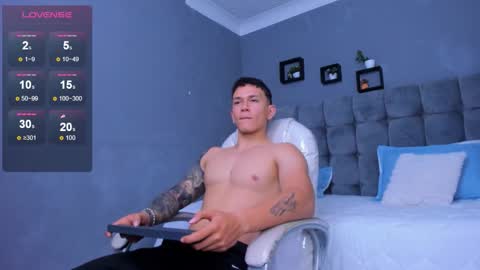 Thomas online show from November 18, 12:41 pm