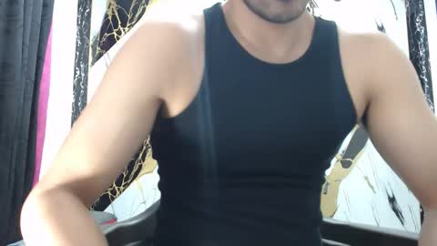 Thomas online show from December 13, 8:48 pm