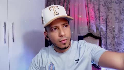 Thom online show from March 3, 5:03 am