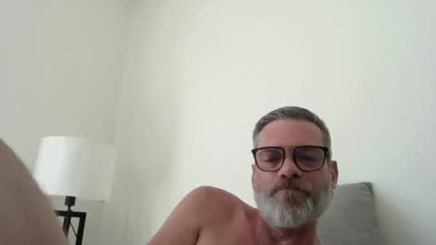 Tom online show from March 21, 1:05 pm