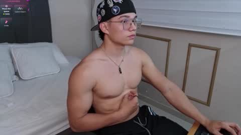 Thony online show from February 18, 7:24 pm