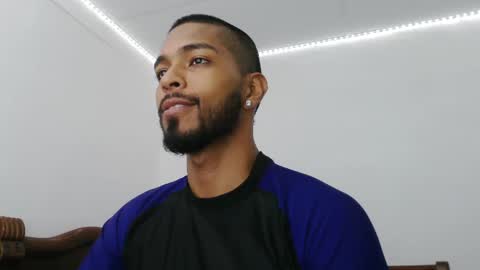 thonyy online show from February 18, 4:37 am