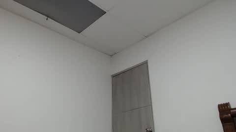 thonyy online show from October 29, 12:45 am