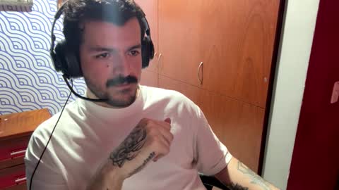 New Model online show from December 23, 7:36 am