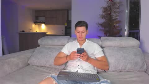 santiago online show from January 15, 1:14 am