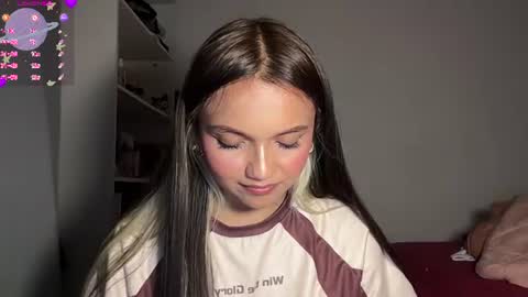 Tiana Le online show from July 27, 10:07 pm