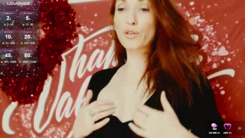 Snapshot of tiannarae chatting on February 14, 1:34 am TIANNA online show from February 14, 1:34 am