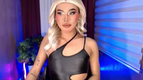 Sam online show from September 16, 5:49 pm