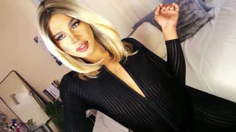 Sam online show from February 26, 5:35 am