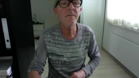 tiburzio online show from September 11, 12:28 pm