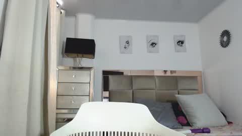 tifannyss online show from July 2, 3:39 pm