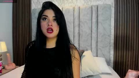 Tiff3 online show from November 3, 8:10 pm