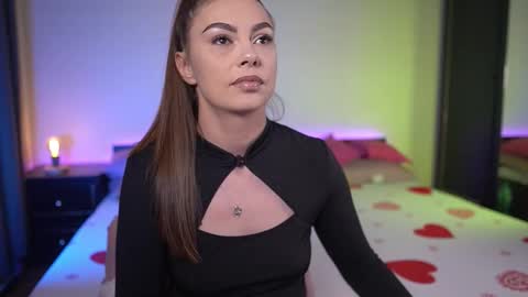 Tiffany online show from September 25, 9:33 pm