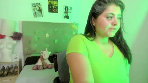 Tiff Luxx online show from March 17, 3:17 pm