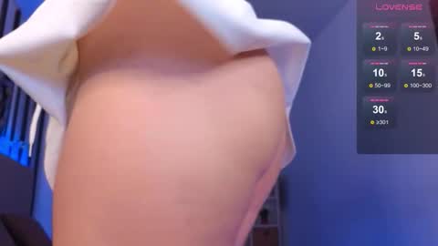 tiffani7 online show from September 12, 3:08 am