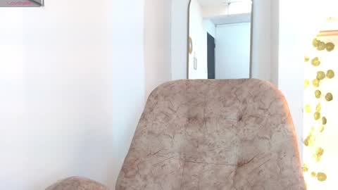 tiffany_cokie online show from July 6, 3:03 pm