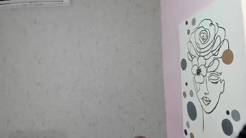 tiffany_mendez online show from September 23, 12:10 pm