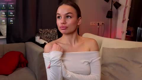 Tiffany online show from November 25, 12:04 pm