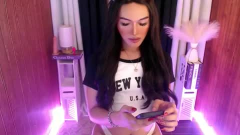 tiffany online show from December 22, 4:03 pm