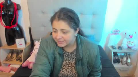 TiffanyAmazing online show from December 3, 12:06 pm